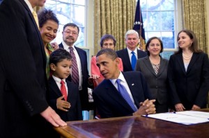 Obama signing Daniel Pearl Act
