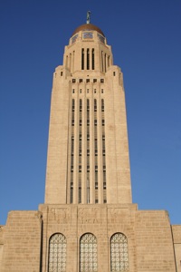 Lincoln_capitol_7535 Capitol tower in Lincoln, Nebraska in daytime